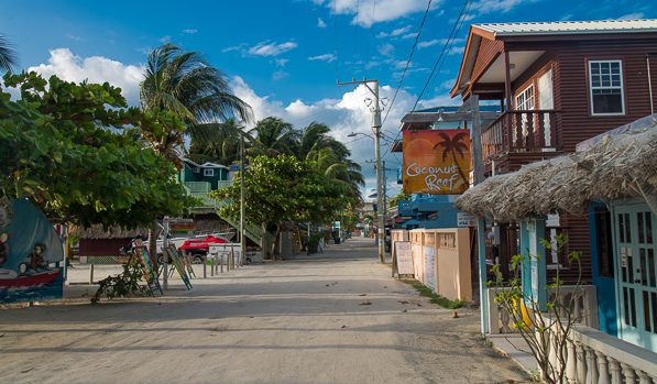 Downtown Caye Caulker am Morgen