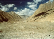 Pakistan20040